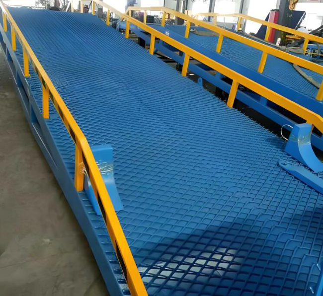 德兴移动式液压登车桥